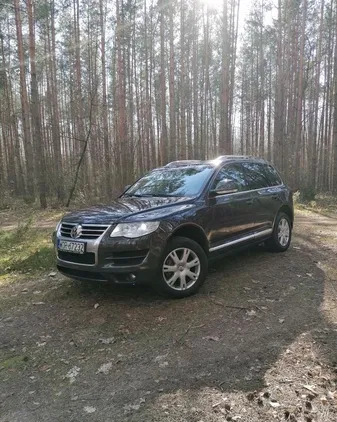 samochody osobowe Volkswagen Touareg cena 46800 przebieg: 221000, rok produkcji 2009 z Strzelce Opolskie